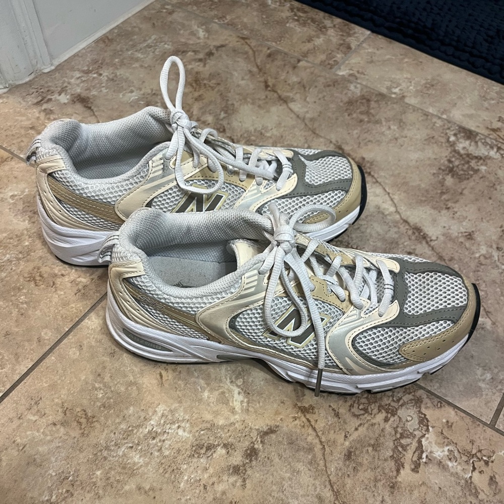 New Balance 530 'Beige Silver' Sneakers/Tennis Shoes - Picture 4 of 7